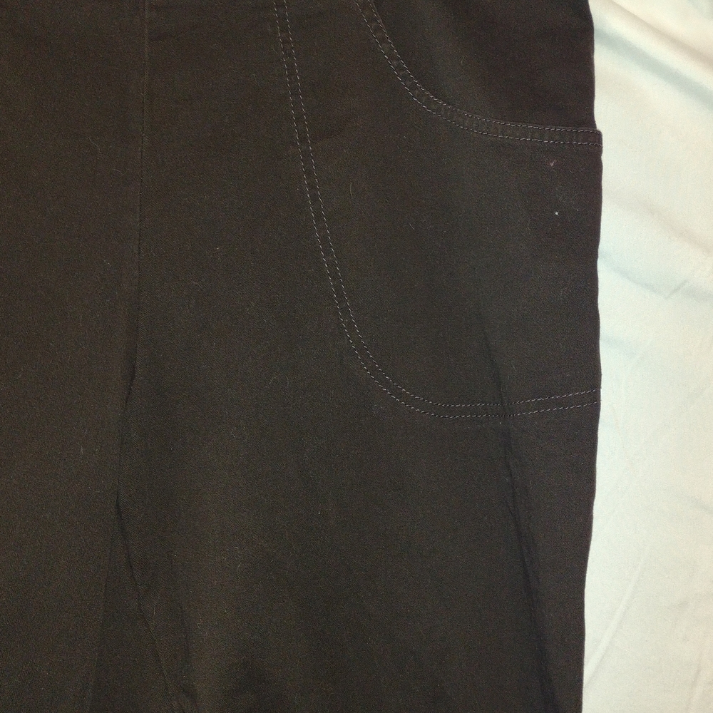 2pr. Women's Plus Size Pull On Stretch Woven Pants - Picture 3 of 10